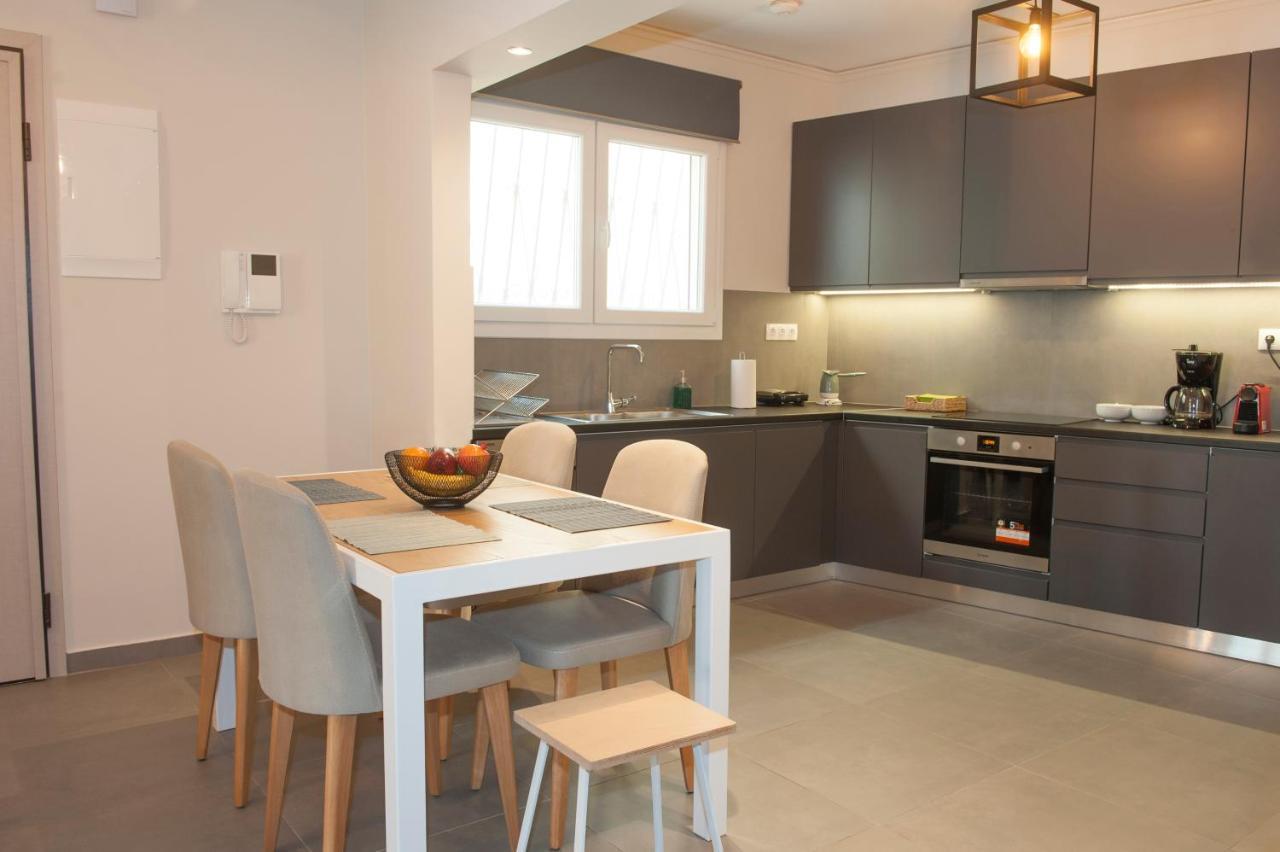 Olympia Luxury Apartment In Marousi เอเธนส์ ภายนอก รูปภาพ