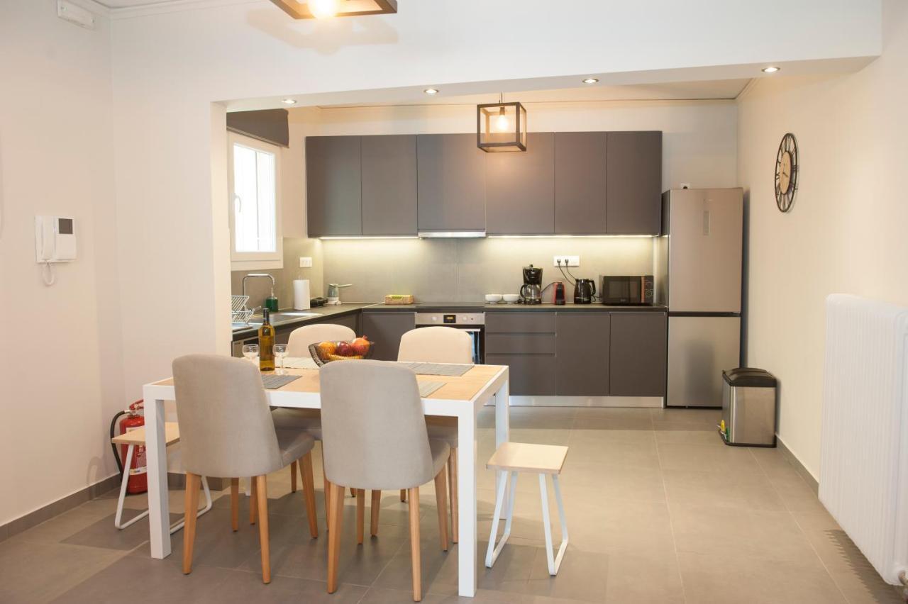 Olympia Luxury Apartment In Marousi เอเธนส์ ภายนอก รูปภาพ